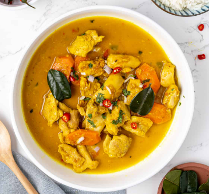Mild & Comforting yellow Thai curry